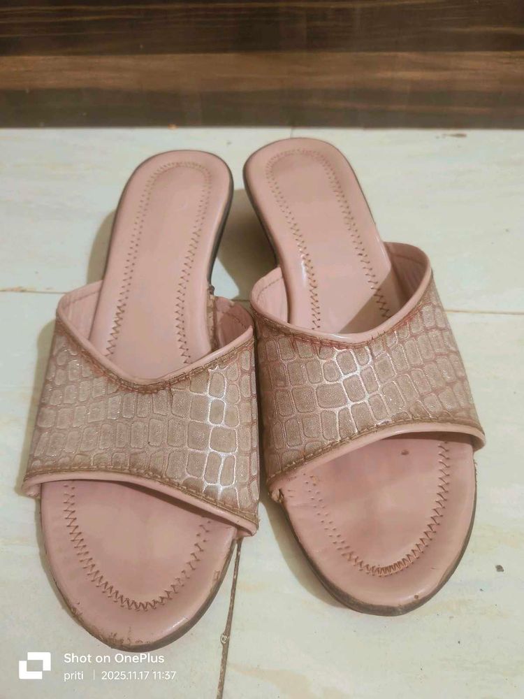 Stylish Pink Flats