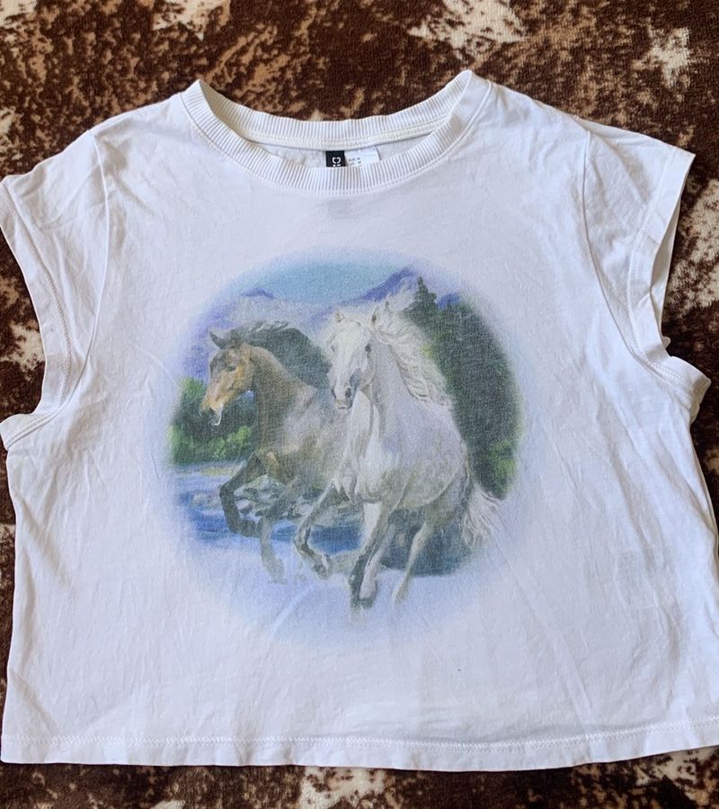 White Horse Graphic T-Shirt