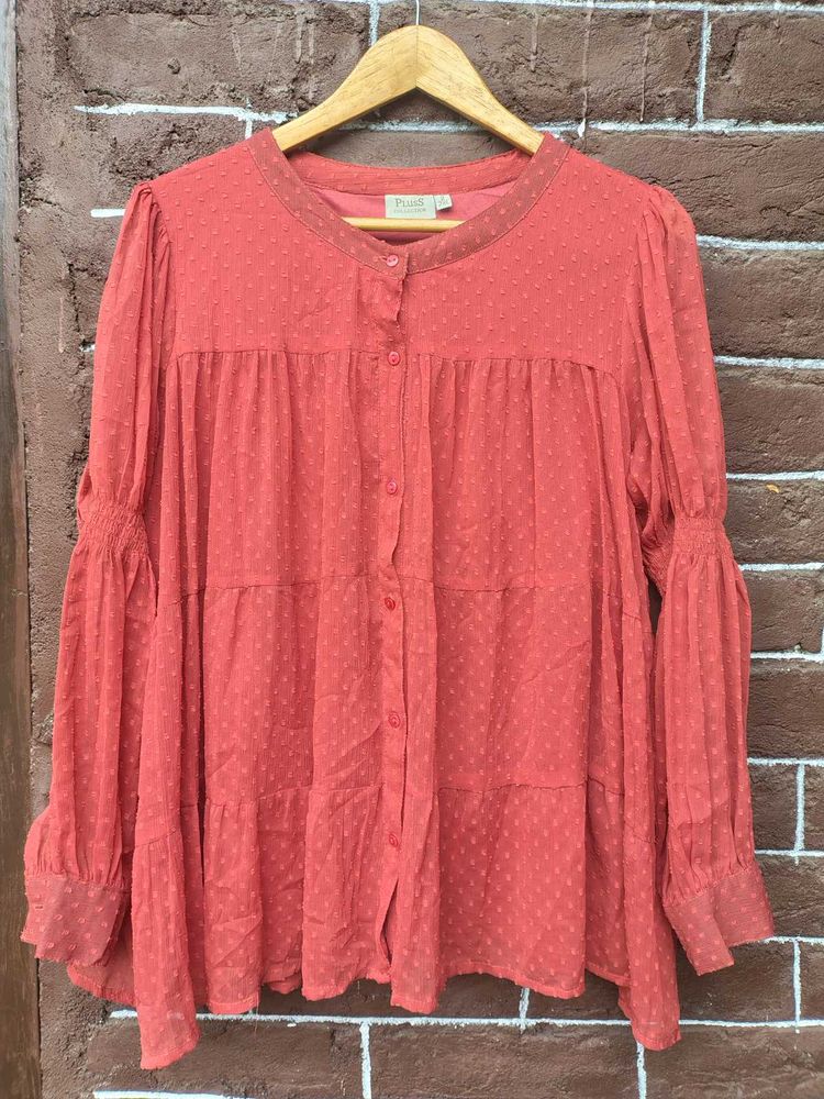 Chic Tiered Blouse with Dot Pattern
