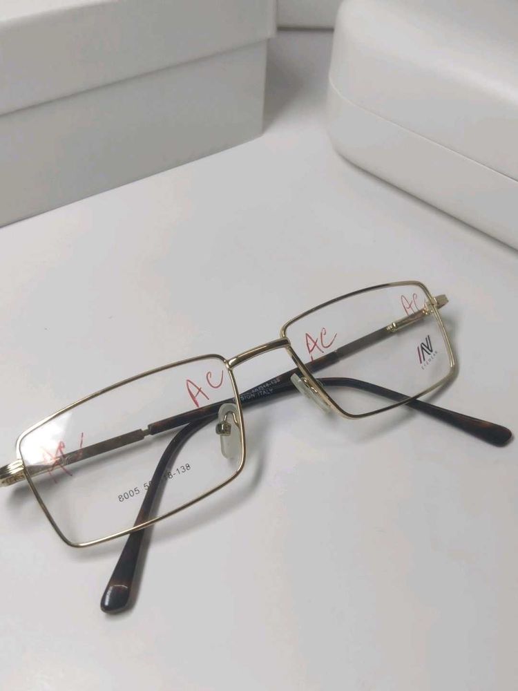Classic Gold Frame Eyeglasses