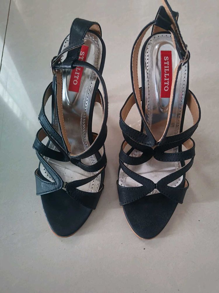 Stylish Black Strappy Heels