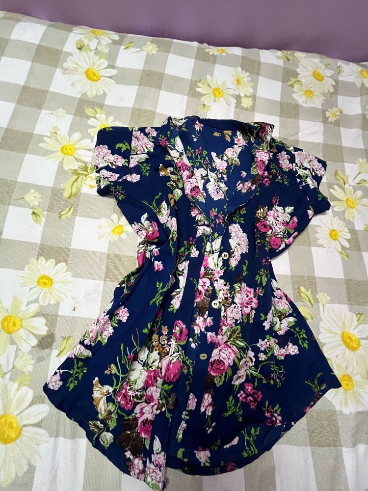 Navy Floral Print Button-Up Top
