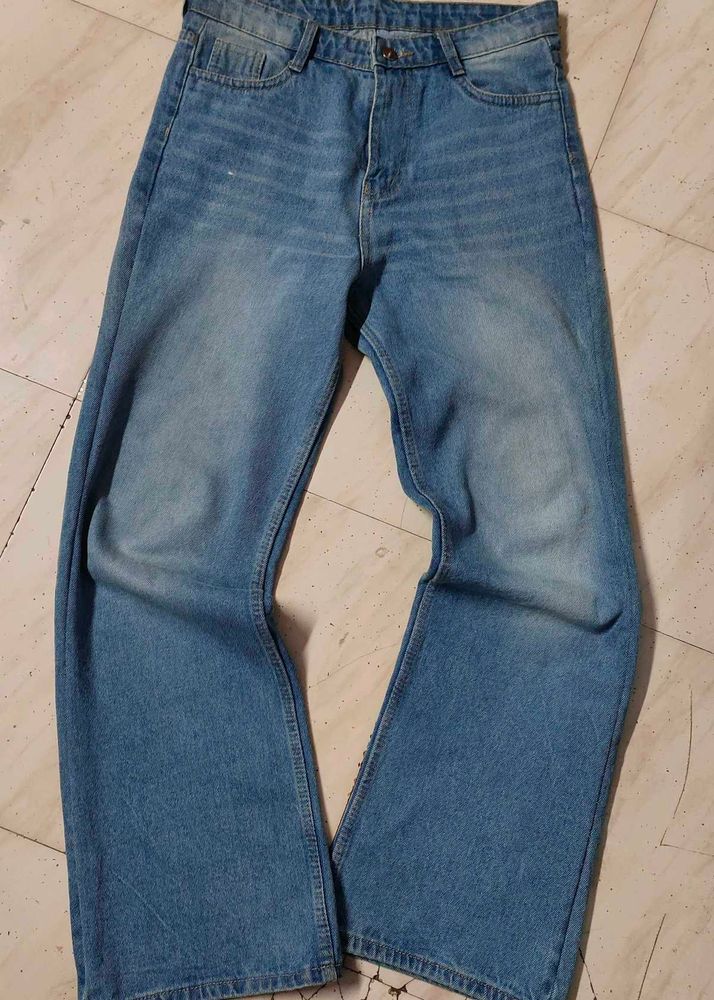 Stylish bootcut baggy Denim Jeans !!!