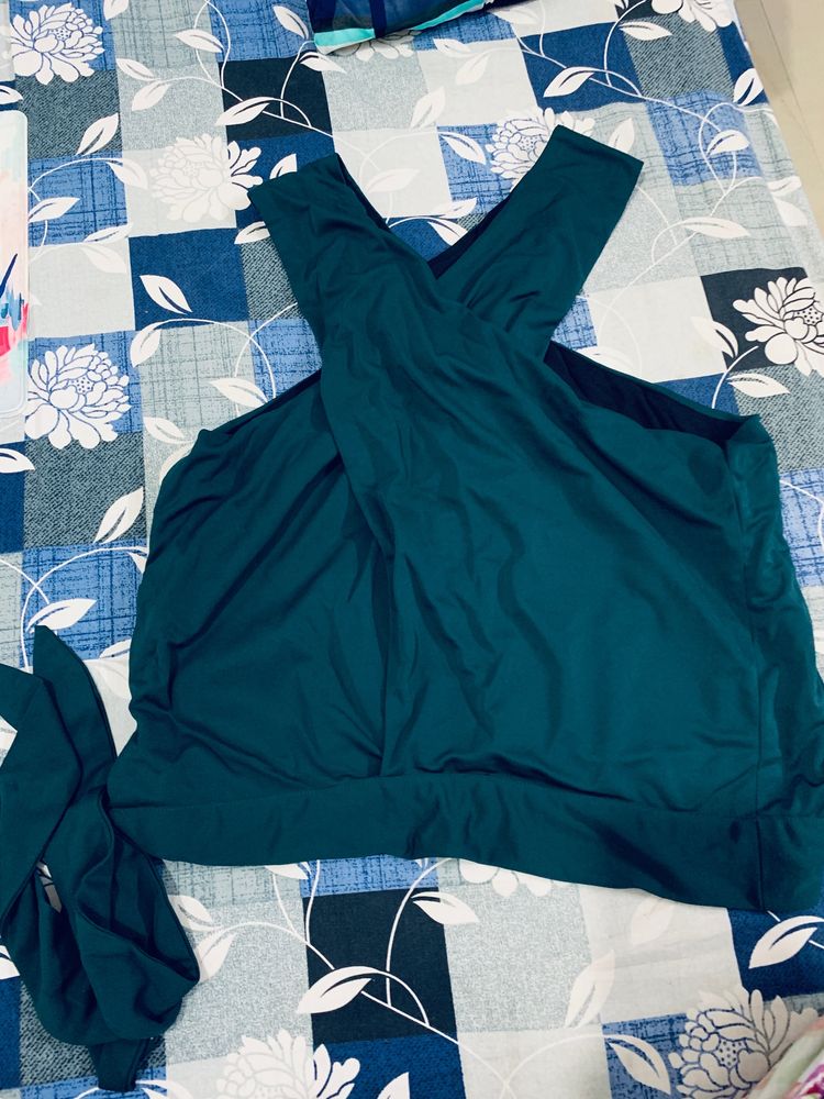 Aara Beautiful Green Crop Top With Side Knot