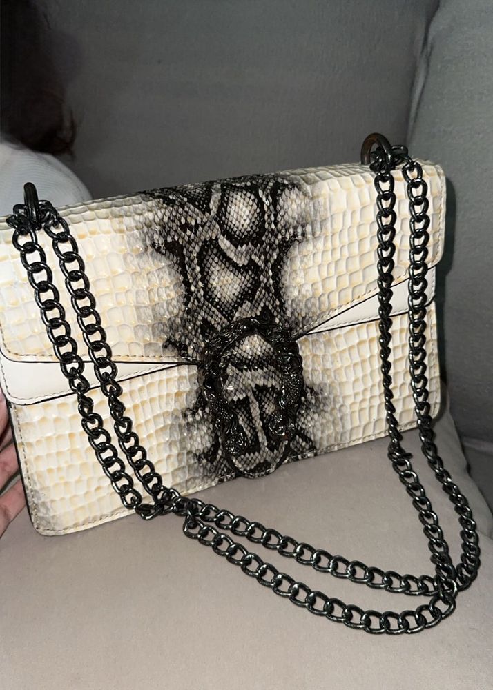 Chic Snake Print Crossbody Bag