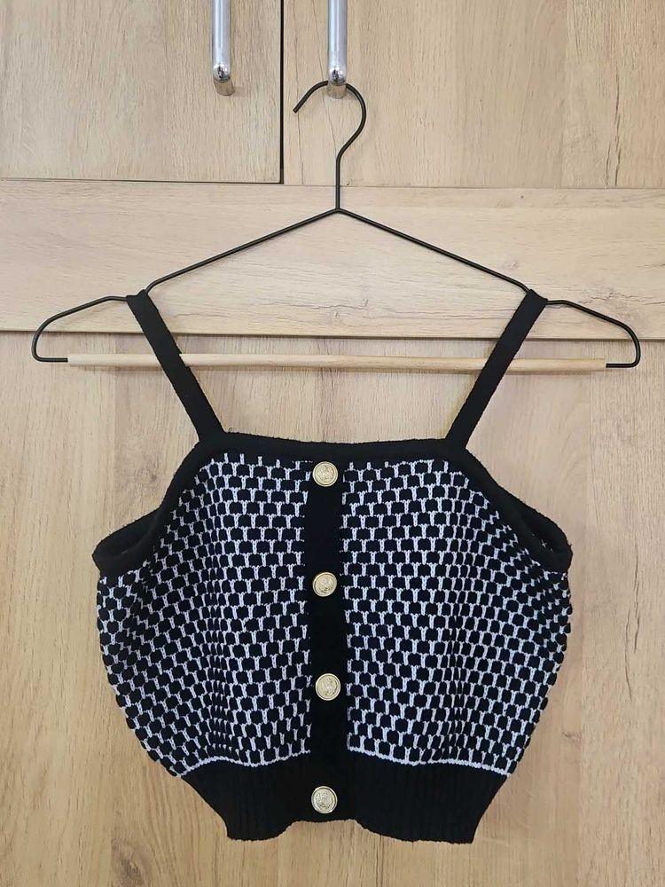 Chic Knit Button-Up Crop Top
