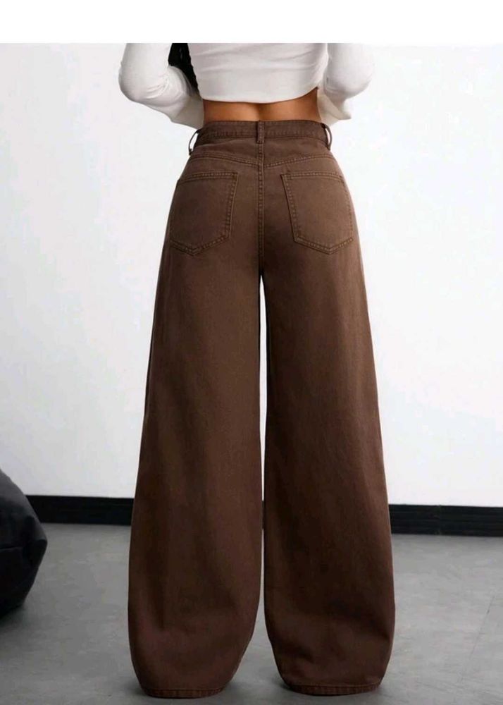 Stylish Wide-Leg Trousers