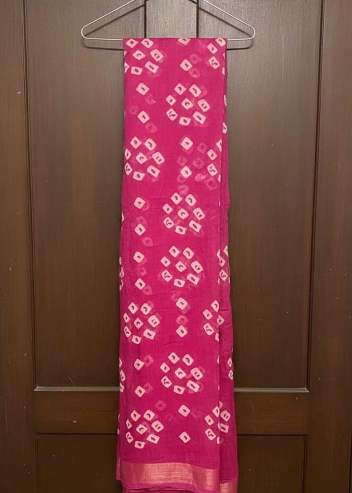 Bandhani Saree - Pink &amp; White Pattern
