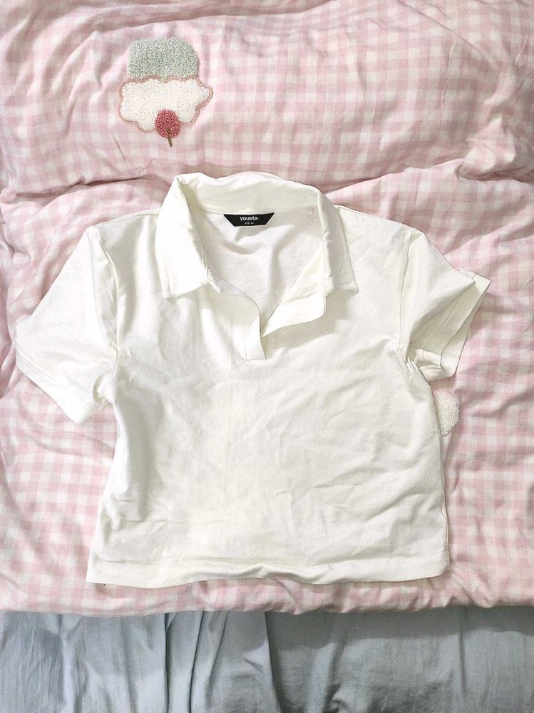 Classic off White Polo T-Shirt literally unused