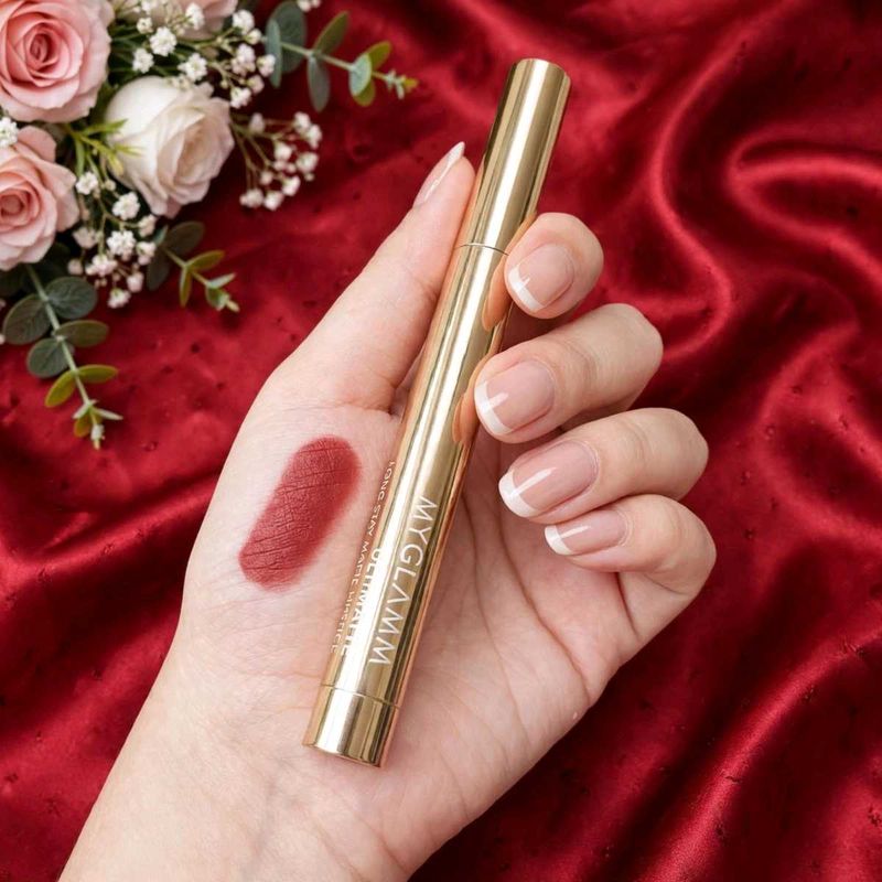 MYGLAMM Long Stay Matte Lipstick Diva