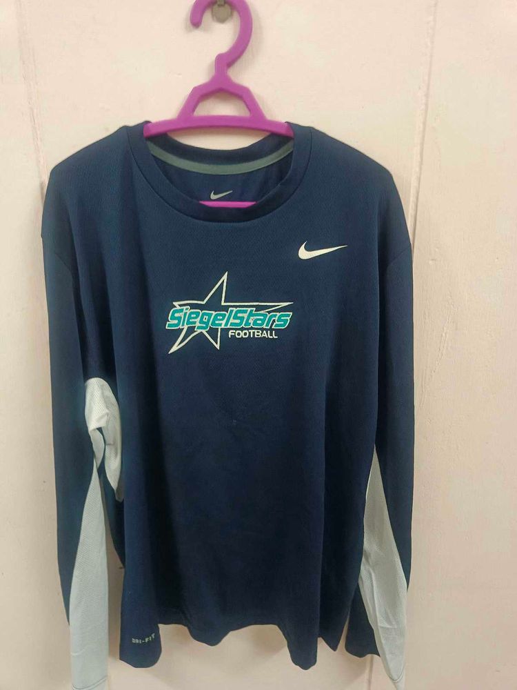 Nike DRI Fit Tshirt