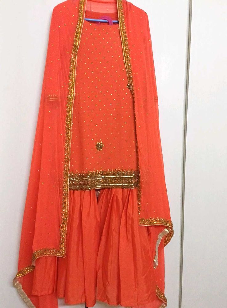 Absolutely New Suit 3pc Small Size