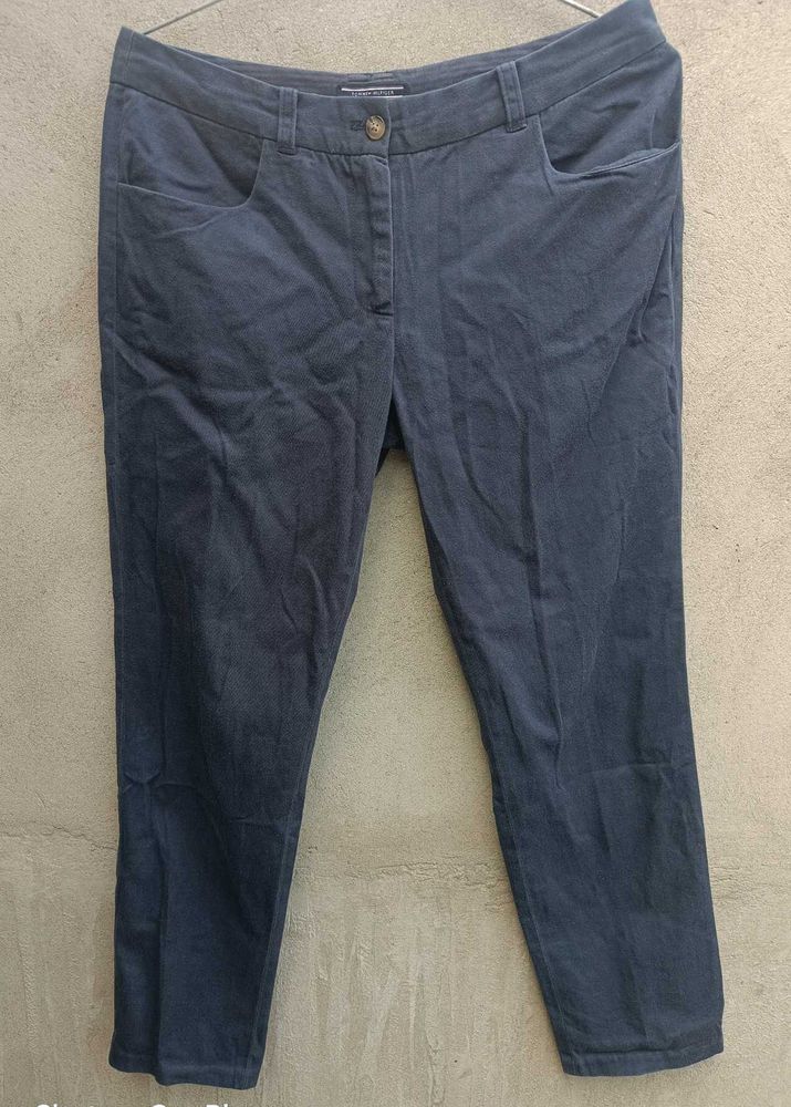 Brand is Tommy Hilfiger OG Classic Blue Straight L