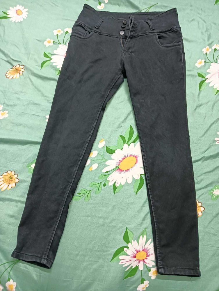 women black jeans