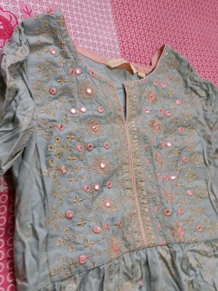 Embroidered Kurta