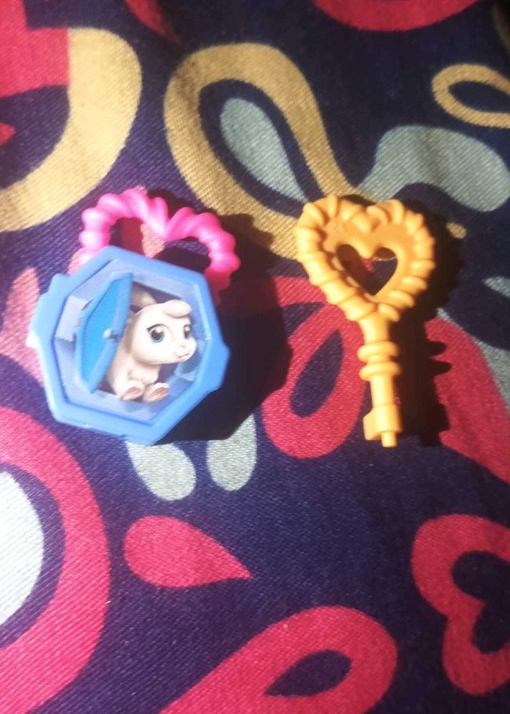 Littlest Pet Shop Lock &amp; Key