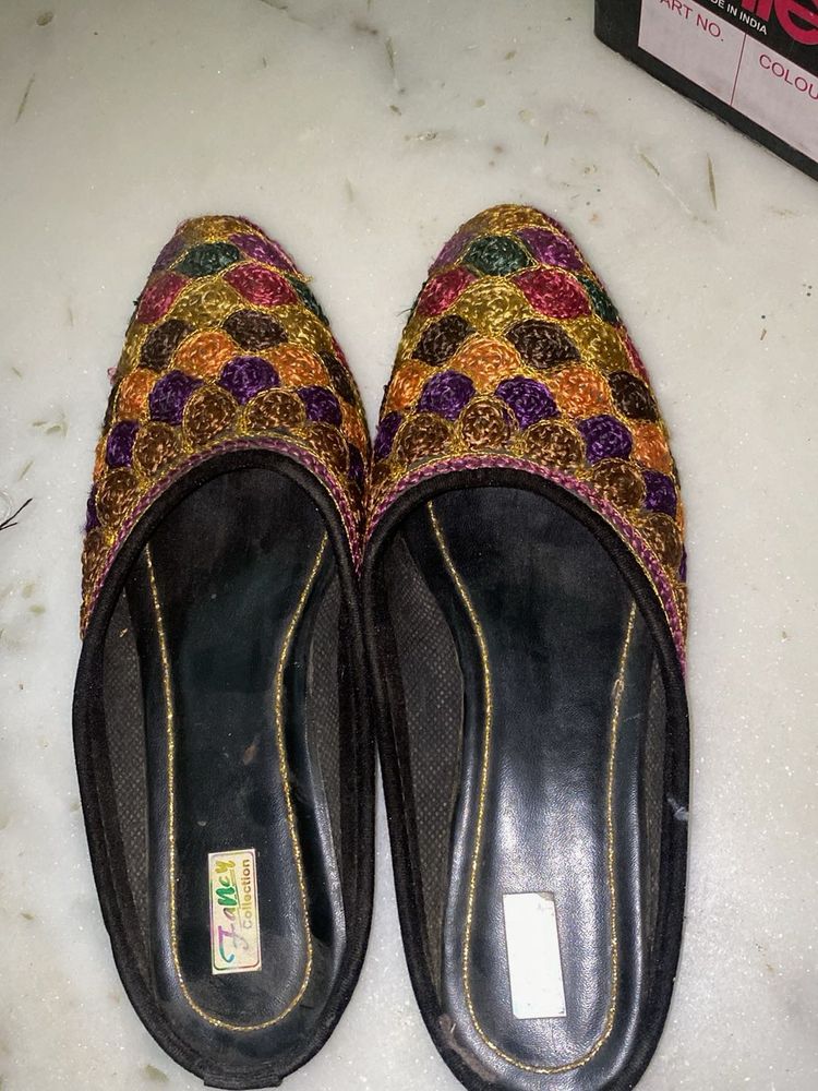 Embellished Ethnic Flats