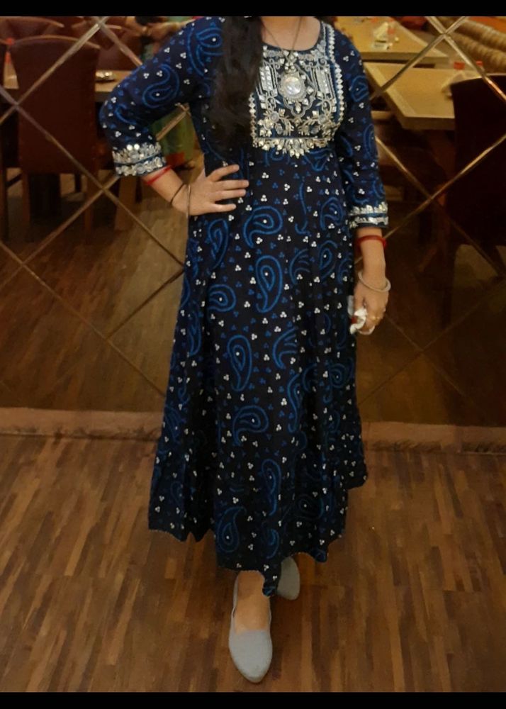 Elegant Navy Bandhni print Kurta with embroidery