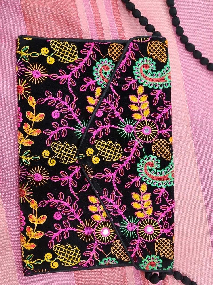 Embroidered Floral Clutch