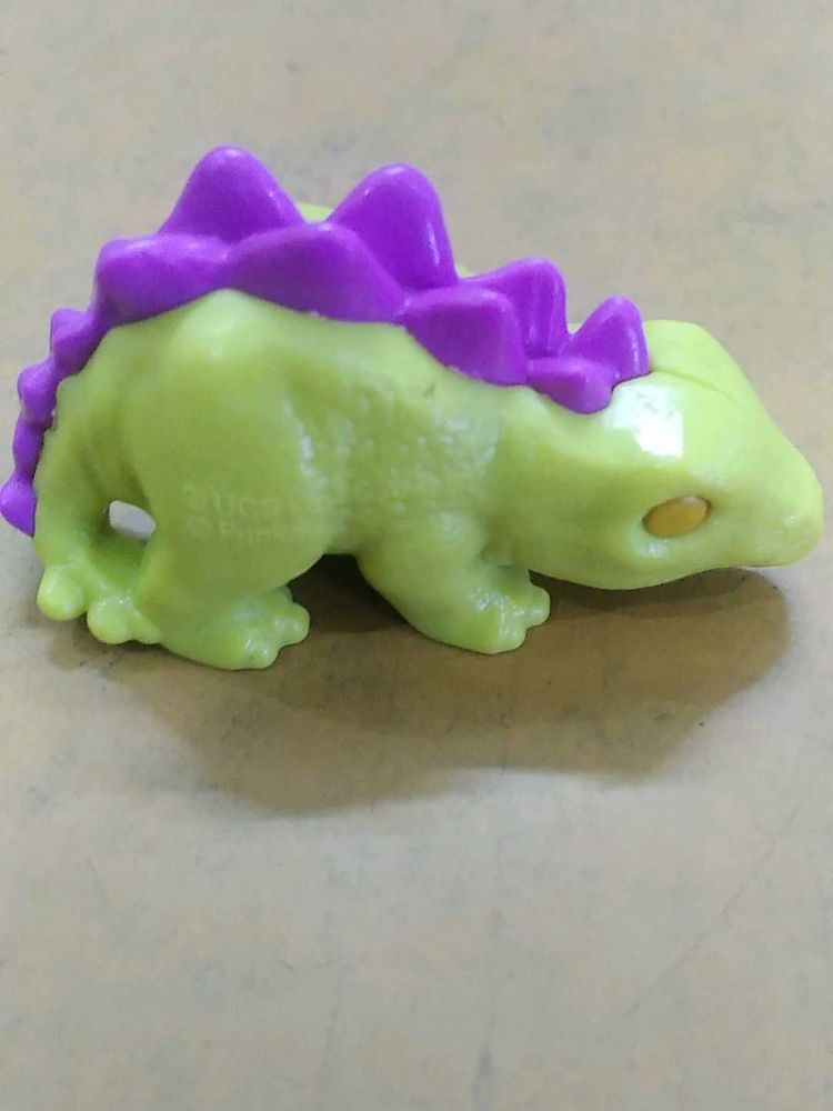 Jurassic world kinder Joy toy