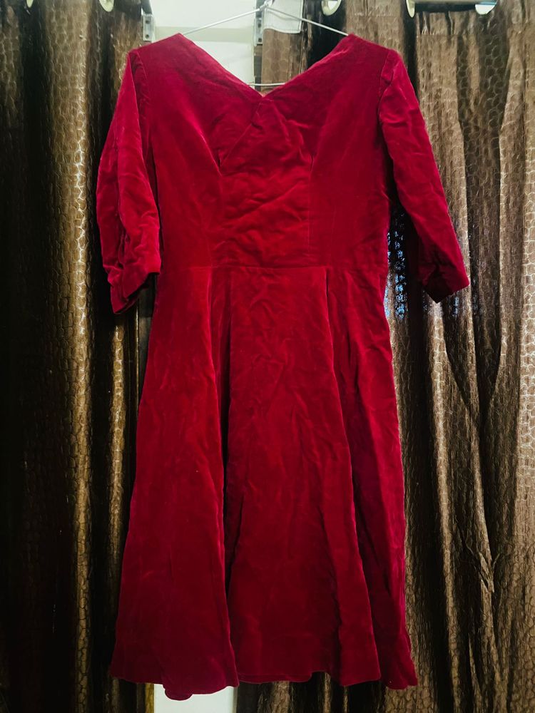 SALE🎉 Red Velvet Dress
