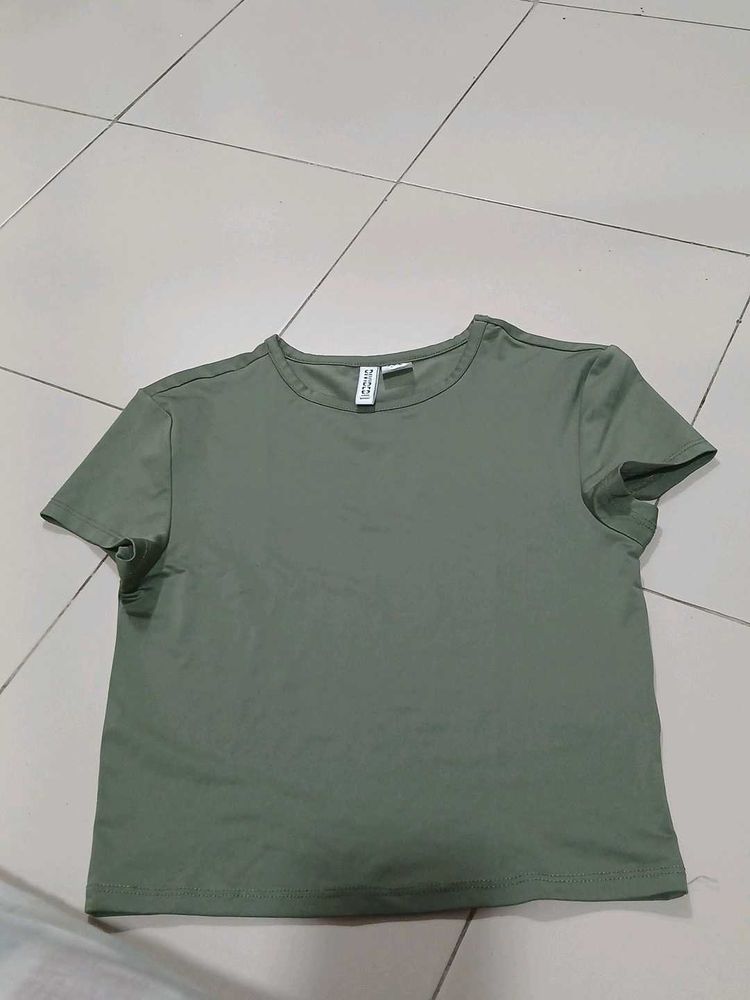 Olive Green Basic T-Shirt