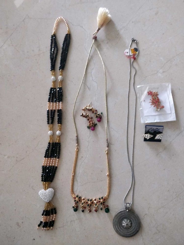 Assorted Women's Jewelry Lot