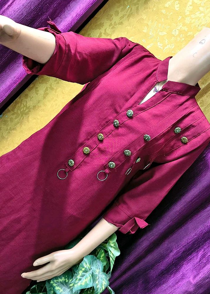 Stylish Magenta Kurti with Unique Button Detail