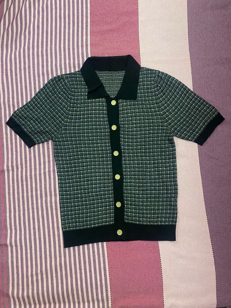 Chic Collared Knit Top