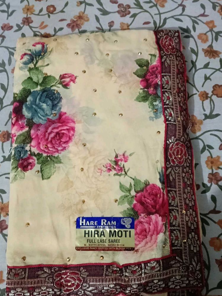 Elegant Floral Print Saree