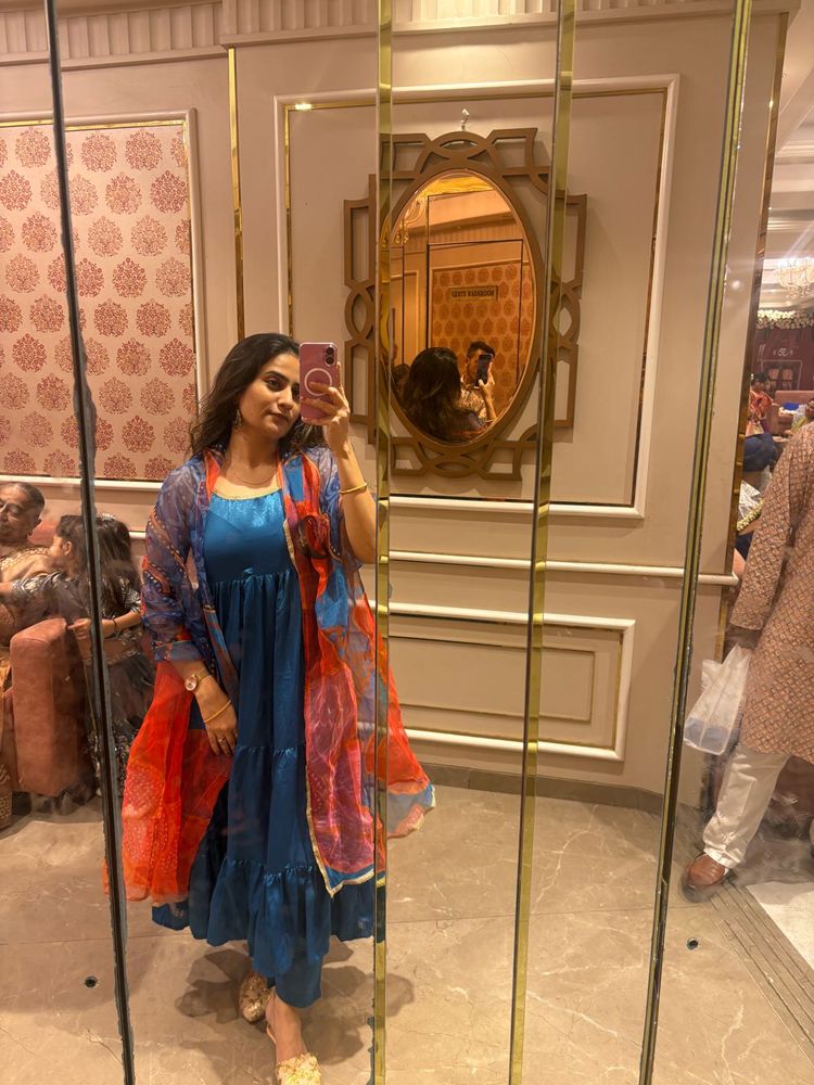 Elegant Blue Tiered Kurta Set with Dupatta
