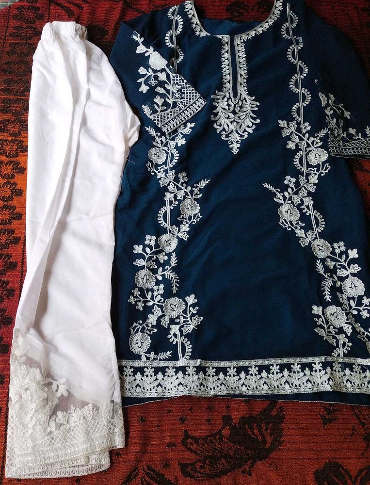 Elegant Embroidered Blue Kurta Set