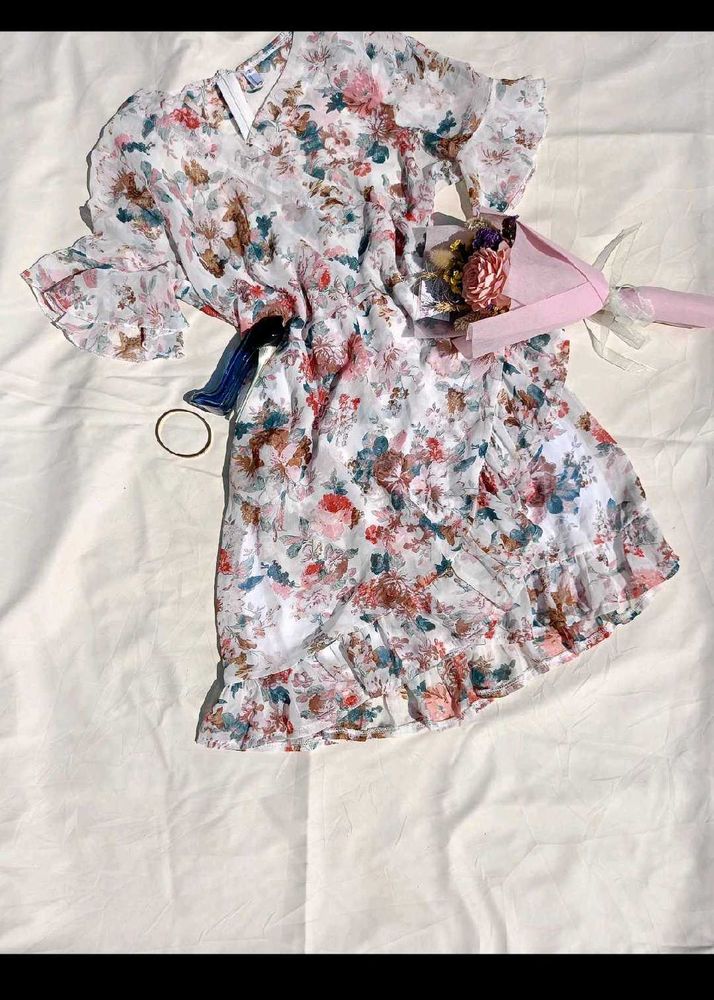 Floral Print V-Neck Dress