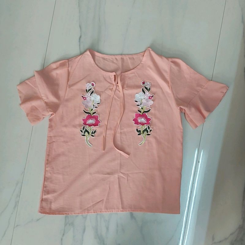 FREE SHIPPING Peachy Pink Floral Top