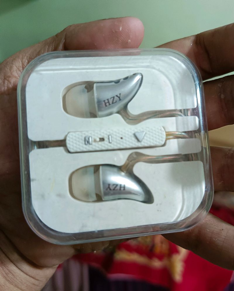 Perfumed Wire Earphone With Mic