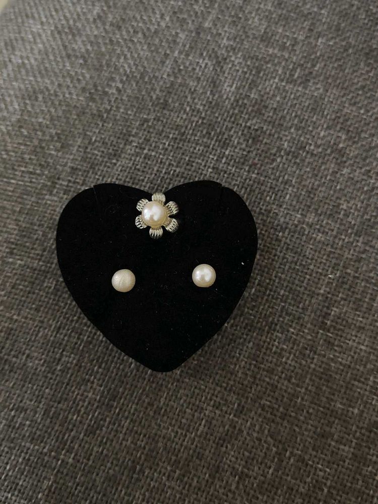 Pearl Stud Earring Set
