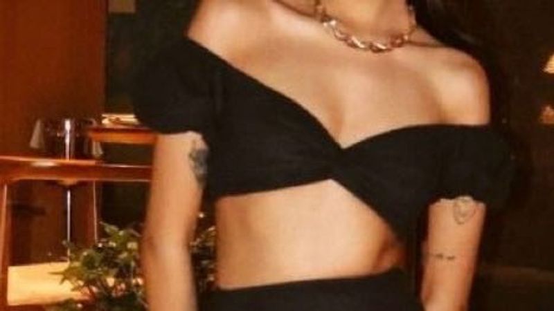 Nefs finds black crop top