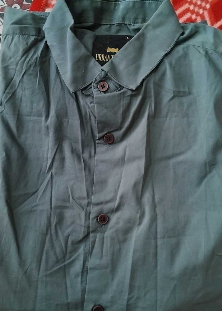 Classic Men's Button-Down Shirt