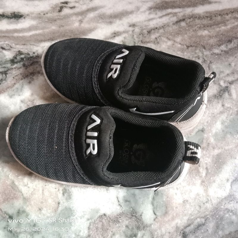 Black 'Air' Slip-On Sneakers - Youth Size