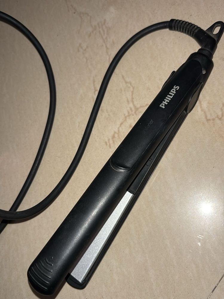 Philips hair straightener black colour