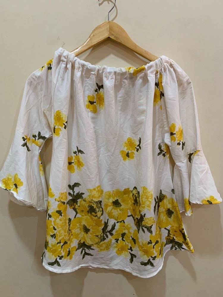 Off-Shoulder Floral Print Top
