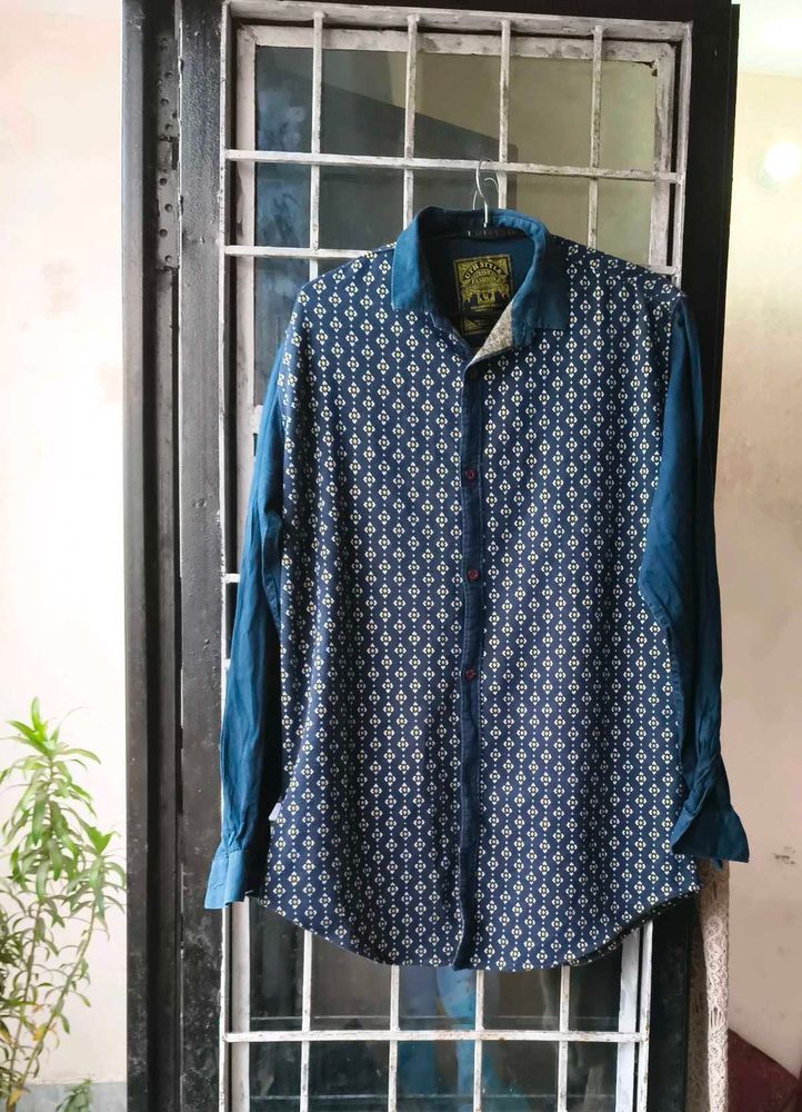 Beautiful Light Winter Shirt
