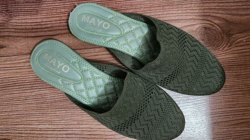 Comfortable Olive Green Slippers