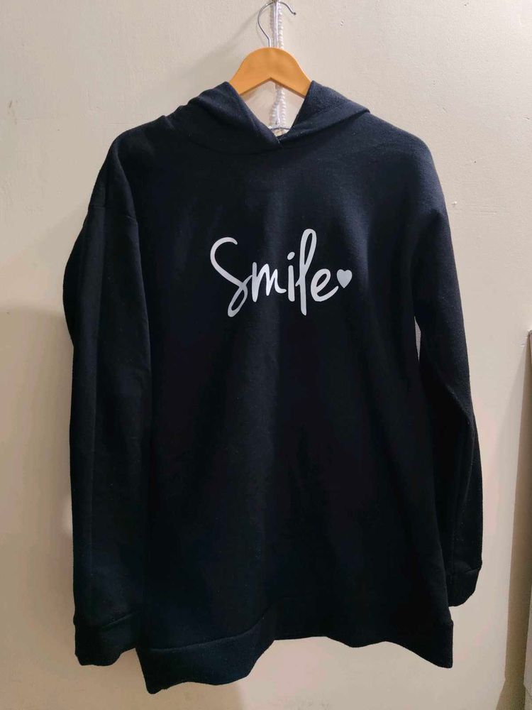 Smile Hoodie - Cozy &amp; Stylish