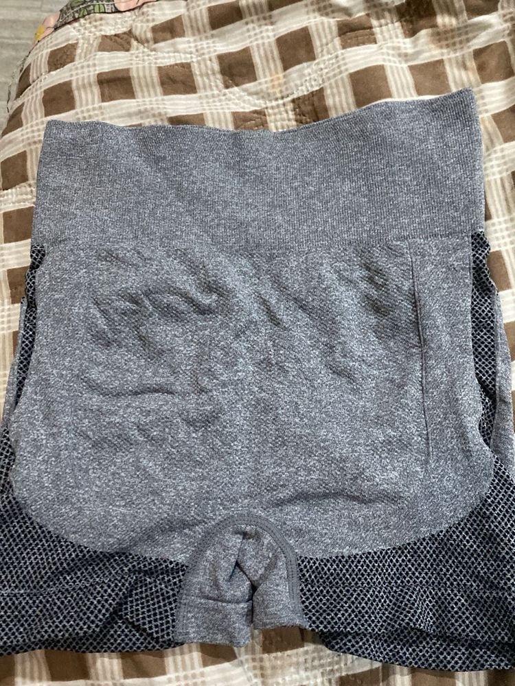Gray Seamless Shorts
