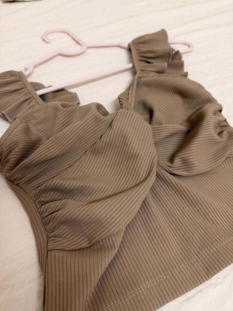 Ribbed Ruffle Top