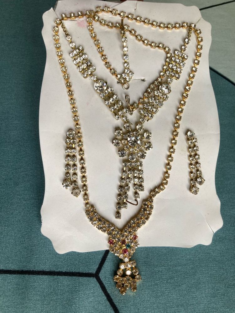 Sparkling Rhinestone Jewellery Set