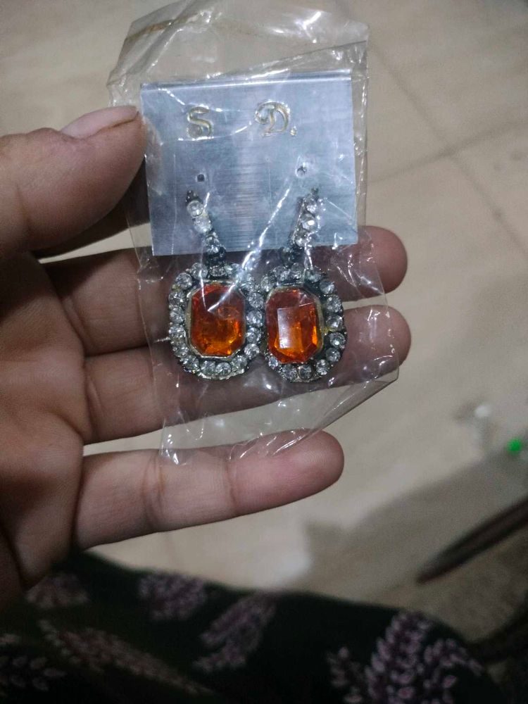 Sparkling Orange Gemstone Earrings