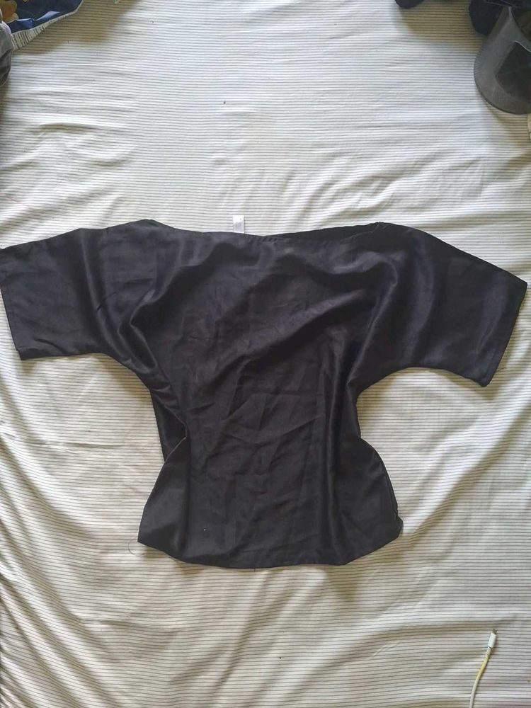 Black Off-shoulder Dolman Sleeve Top