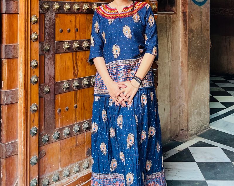 Gopi Set (Both Top And Skirt)